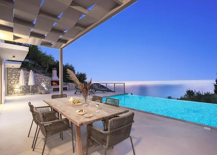 Villa Owls Secret By Drymon